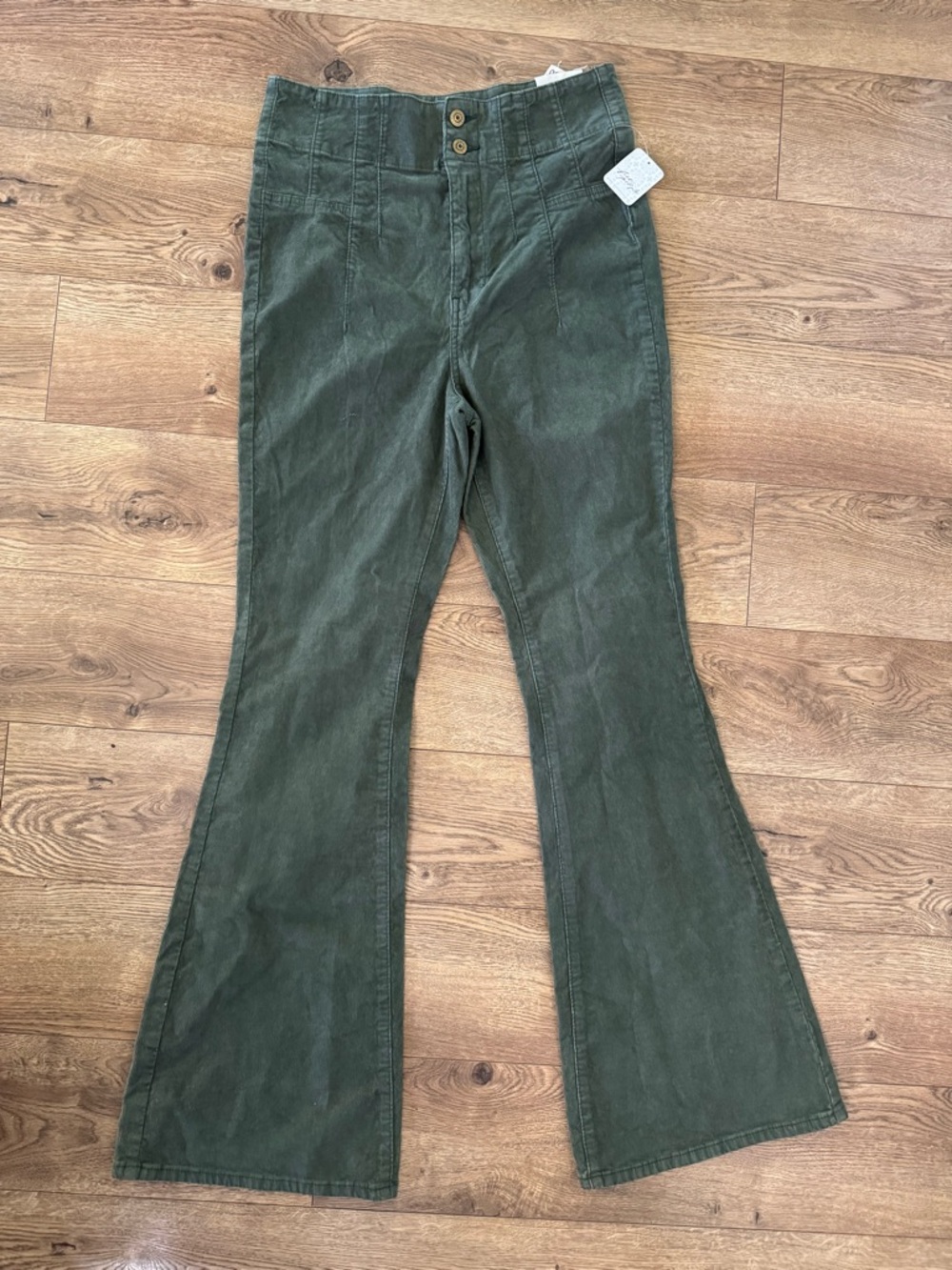 We The Free Jade Cord High Rise Flare Size 30 NWT